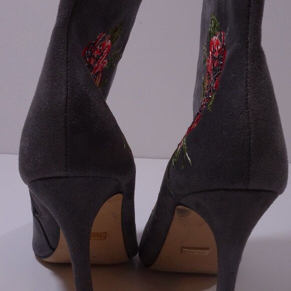 Bebe Delonix Embroidered Floral Crystal Boots Faux Suede Booties 7.5 - Picture 5 of 16